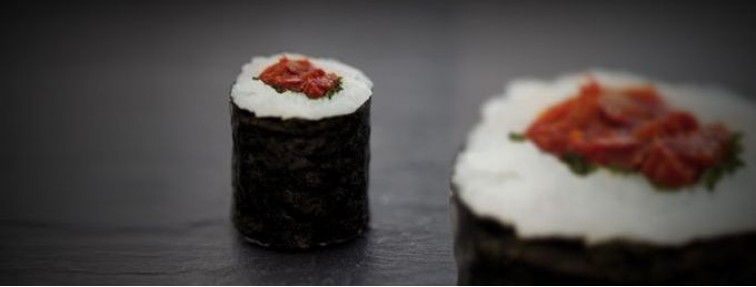 Nos maki